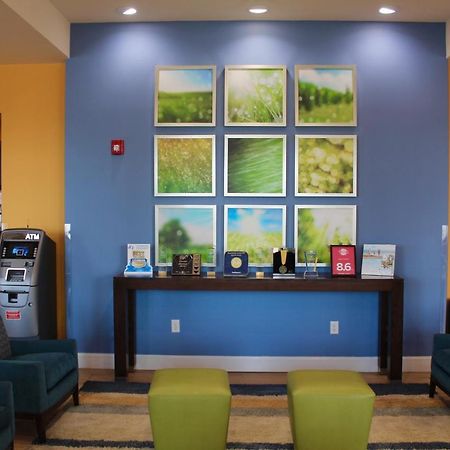 Spark By Hilton Victoria Ngoại thất bức ảnh